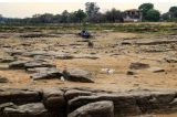 A histórica seca do rio Paraguai que impede a navegação de barcos e ameaça a economia do país A histórica seca do rio Paraguai que impede a navegação de barcos e ameaça a economia do país