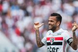 Daniel Alves revela que tentou voltar ao Barça: “Voltaria de graça”