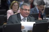 Projeto apresentado por Coronel prevê prisão de quem se recusar a tomar vacina