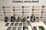 Polícia encontra R$ 1 milhão em cocaína escondido em quadros de Maradona; veja