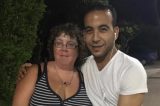 Mulher faz viagem romântica com o marido e troca ele por garçom do hotel