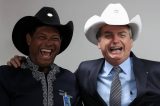 Justiça intima Governo Bolsonaro a desmentir “feijões contra Covid” de Valdemiro Santiago