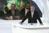 Provocação? Bolsonaro surge com lata de leite condensado em conversa com Datena