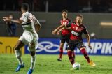 Bicampeão! Flamengo perde para o São Paulo, mas conquista o Brasileirão