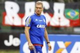 ‘Na hora do orgasmo, saí’, relembra Oswaldo de Oliveira sobre demissão do Vasco ‘Na hora do orgasmo, saí’, relembra Oswaldo de Oliveira sobre demissão do Vasco