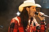 Cantor sertanejo morre de Covid-19 esperando vaga na UTI