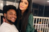 Ex volta à Rússia e atleta do Palmeiras Luiz Adriano ocupa a casa com a namorada