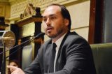Carlos Bolsonaro chama advogado de “canalha, retardado e vagabundo”