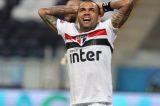 Saiba em quais jogos Daniel Alves desfalcará o São Paulo por conta de convocação