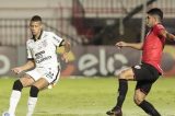 Corinthians joga mal e é eliminado pela terceira vez em menos de 30 dias