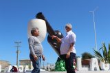 Em Lagoa Grande: Prefeito Vilmar Cappellaro vistoria obra do novo Monumento Escultural da Uva e do Vinho 