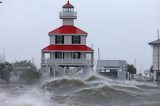 Furacão Ida: tempestade atinge os EUA com ventos de 240 km/h e potencial ‘catastrófico’
