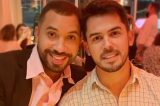 Gil do Vigor apresenta novo namorado