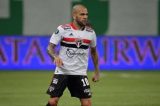 Após sair do São Paulo, Dani Alves é detonado por Casagrande: “Se faz de vítima”