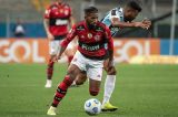 Posição de Rodinei em jogada do gol do Grêmio irrita torcida do Flamengo