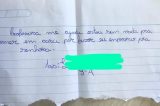 Aluno escreve bilhete para professora com mensagem implorando por algo para comer