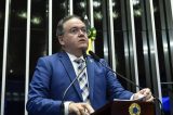 MP aprovada volta a permitir que famílias fiquem na fila de espera do Auxílio Brasil