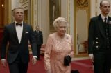 Quando Elizabeth II participou de uma cena com James Bond