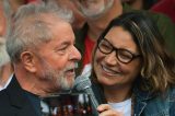 Vestido de noiva de Janja foi presente de estilistas para o casamento com Lula