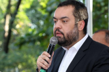 Bolsonarista Cláudio Castro distribui secretamente cargos a aliados em troca de apoio político no Rio