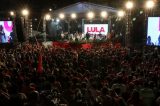 Vídeo: Bomba com fezes é jogada em evento de Lula e Alckmin no RJ