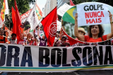 Golpismo de Bolsonaro é desespero para fugir da cadeia, aponta editorial da Folha