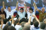Há 10 anos, Eduardo e Jarbas subiam no mesmo palanque encerrando duas décadas de brigas Há 10 anos, Eduardo e Jarbas subiam no mesmo palanque encerrando duas décadas de brigas