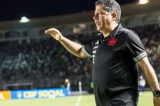 Vasco garante o acesso à elite do futebol brasileiro ganhando somente os jogos em casa? L! calcula