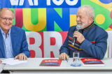 Lula afirma que terá de fazer uma varredura no Palácio da Alvorada antes de se mudar
