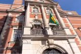 Comício ilegal de Bolsonaro no velório da rainha Elizabeth revolta internautas Comício ilegal de Bolsonaro no velório da rainha Elizabeth revolta internautas