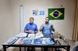 Bolsonaro faz live clandestina, com estética de terrorista da Al Qaeda