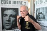 Neurologista de Éder Jofre explica estudos que serão feitos com cérebro de pugilista, doado para USP