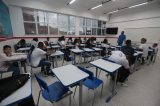 Comissão de analistas e assistentes de educação cobra convocação de cadastro reserva