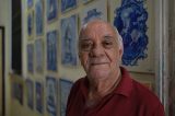 Aos 82 anos, Prentice de Carvalho decora Salvador com obras de azulejaria