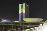 Congresso autoriza aumento de salário para presidente e parlamentares Congresso autoriza aumento de salário para presidente e parlamentares