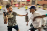 VÍDEO: Samuel Eto’o derruba cinegrafista no chão com um pontapé