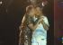 Cantor Thiago Aquino passa por saia justa quando Dadau tentou arrancar beijo no palco durante show; veja vídeo