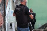 Mulher é presa após contratar pistoleiro para matar cunhada Mulher é presa após contratar pistoleiro para matar cunhada