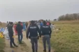 Naufrágio de barco com imigrantes deixa mais de 30 corpos na costa da Itália