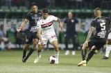 Erison entra durante o jogo e acaba substituído. Rogério Ceni explica