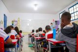 Mais da metade dos diretores das escolas públicas do país é nomeada por indicação política