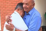 Sem saber que eram vizinhos, irmãos se reencontram em SP após 70 anos