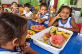 Crianças da rede municipal de ensino de Juazeiro participam de programação recreativa sobre conscientização da importância de uma alimentação saudável e diversificada