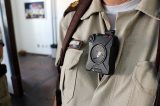 Câmeras para fardas policiais estão em período de testes, diz Jerônimo