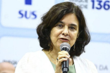 Covid não acabou e vacinação continua fundamental, diz ministra da Saúde