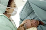 Como hipnose pode ser usada para reduzir anestesia, segundo médicos
