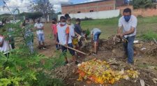 Escola Municipal Anísio Teixeira recebe certificação Lixo Zero