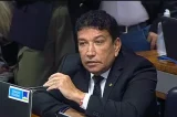 Magno Malta afirma que os nordestinos foram “laçados” pelo Bolsa Família e desconhecem o comunismo e o socialismo