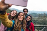 As lições de Aristóteles para entender se somos amigos por prazer ou por interesse As lições de Aristóteles para entender se somos amigos por prazer ou por interesse