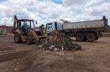 Prefeitura de Juazeiro intensifica serviços de limpeza e manutenção na sede e no interior do município
